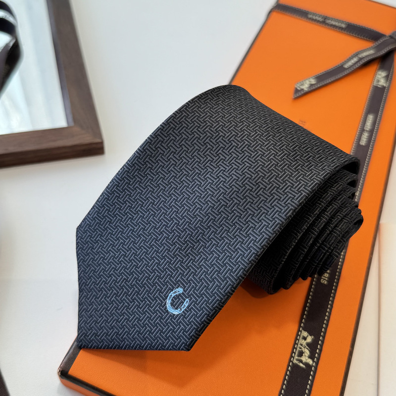 Necktie 452 - 7 · 2