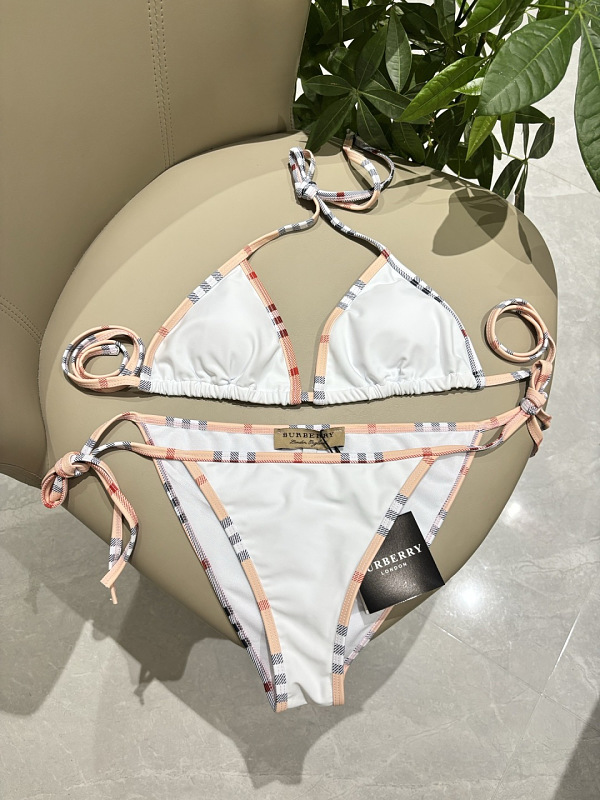 Swimsuit 335 - 1 · 3