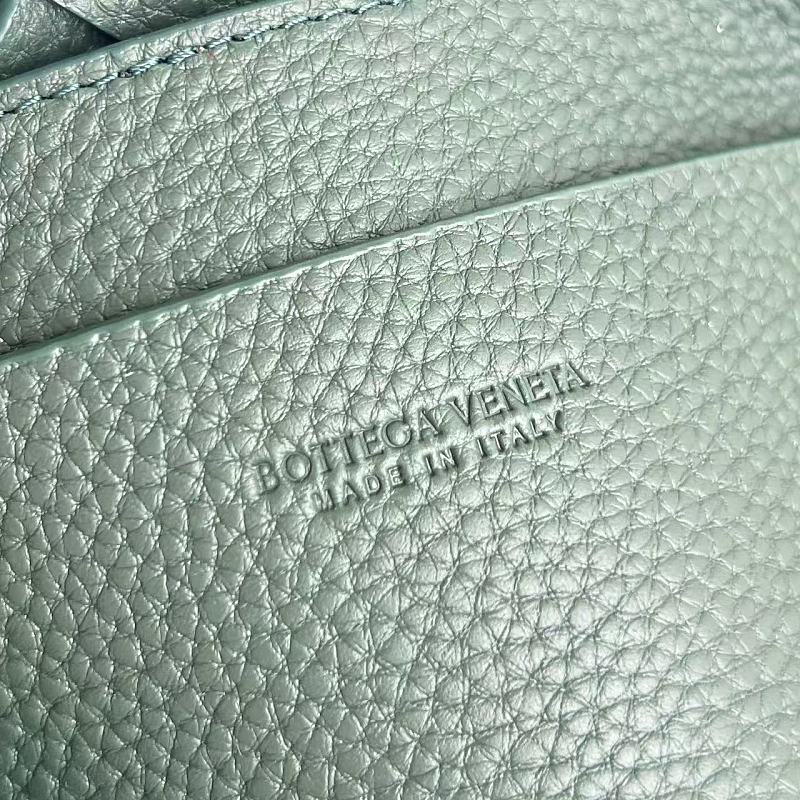 P1350 - 805773 · 2
