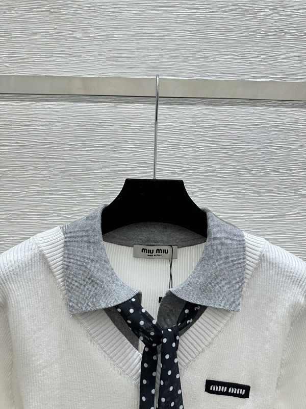 P450 - YT 2527 · 5