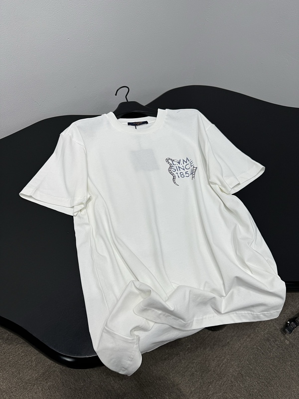 P450 - YT 1889 · 4