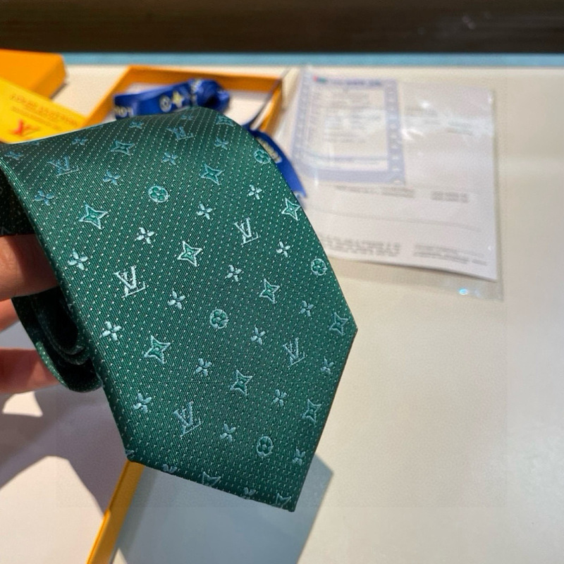 Necktie 460 - 3 · 4