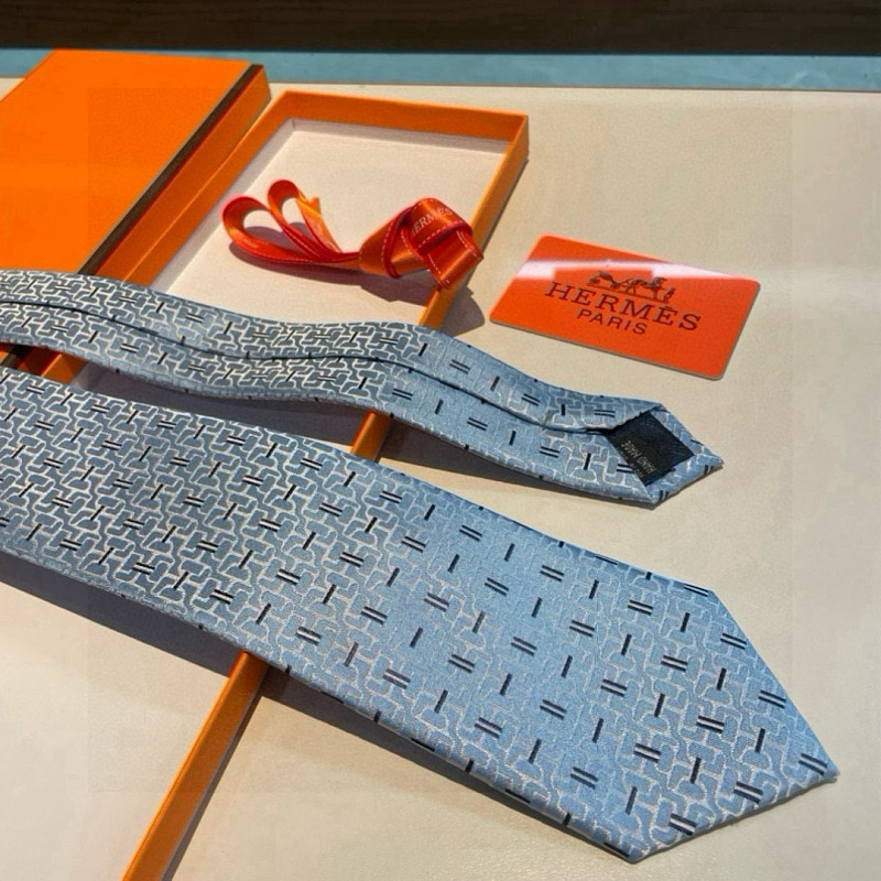 Necktie 367 - 3 · 6