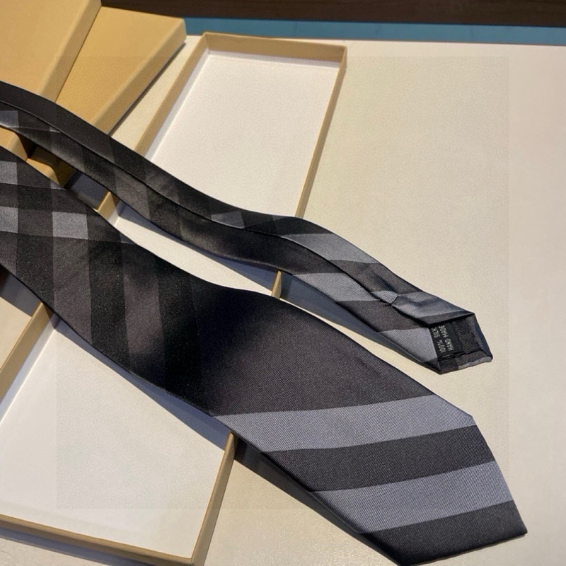 Necktie 295 - 3 · 4