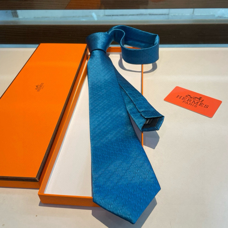 Necktie 380 - 1 · 3
