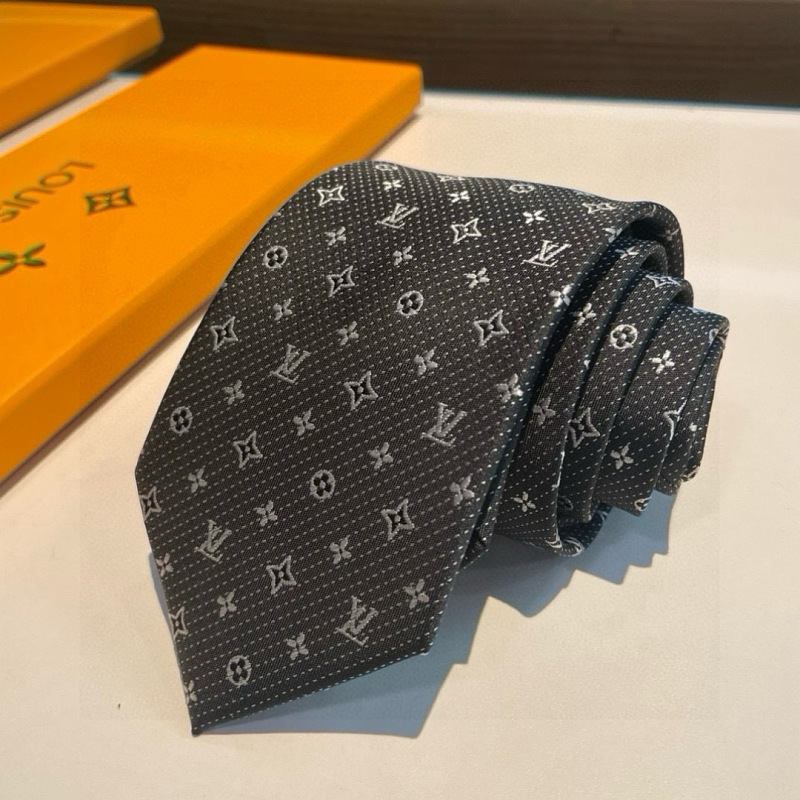 Necktie 460 - 4 · 3