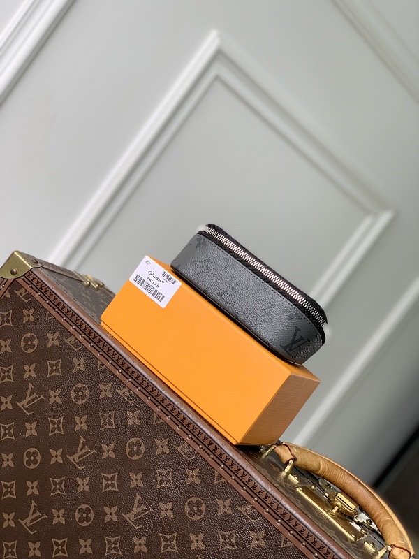 Sunglasses Pouch 8