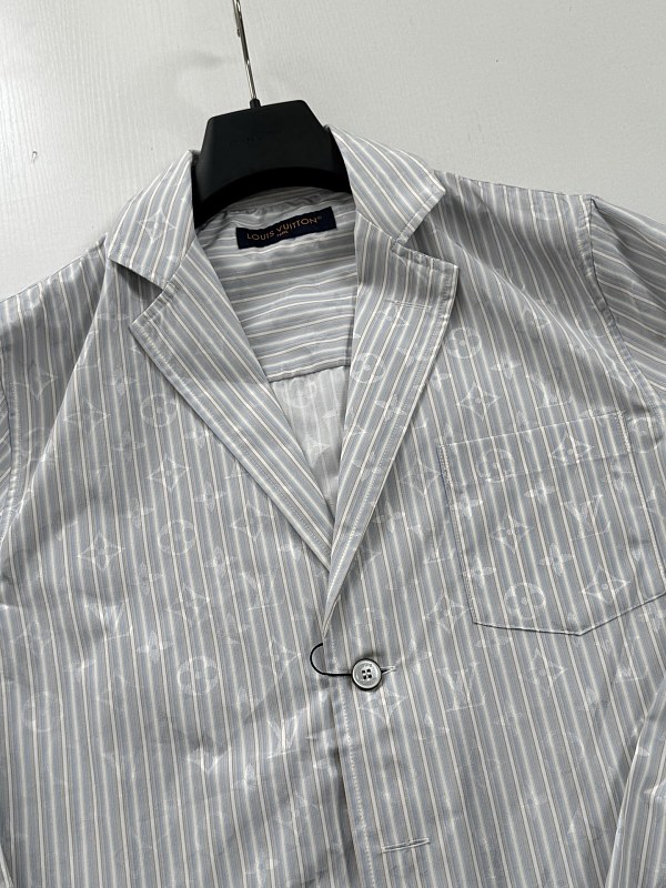 P450 - YT 3483 · 4