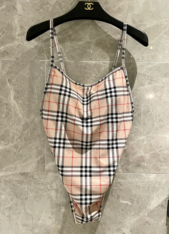 Swimsuit 323 · 6