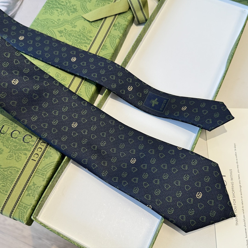 Necktie 423 - 2 · 6