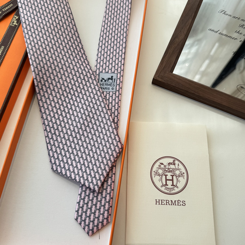 Necktie 447 - 3 · 4