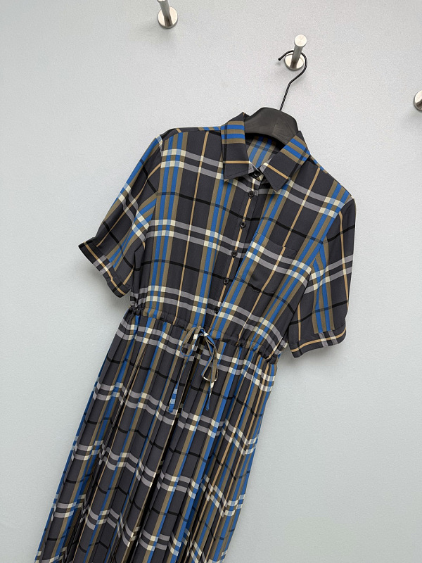 P630 - YT 3217 - 2 · 6