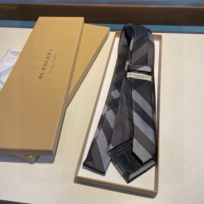 Necktie 295 - 3 · 5