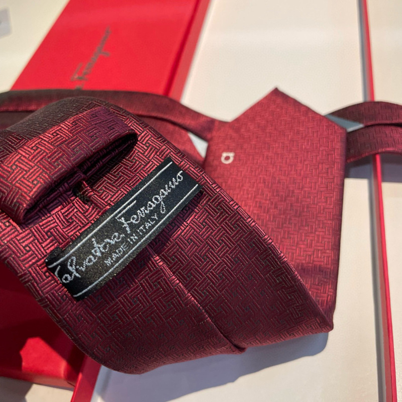 Necktie 316 - 4 · 5