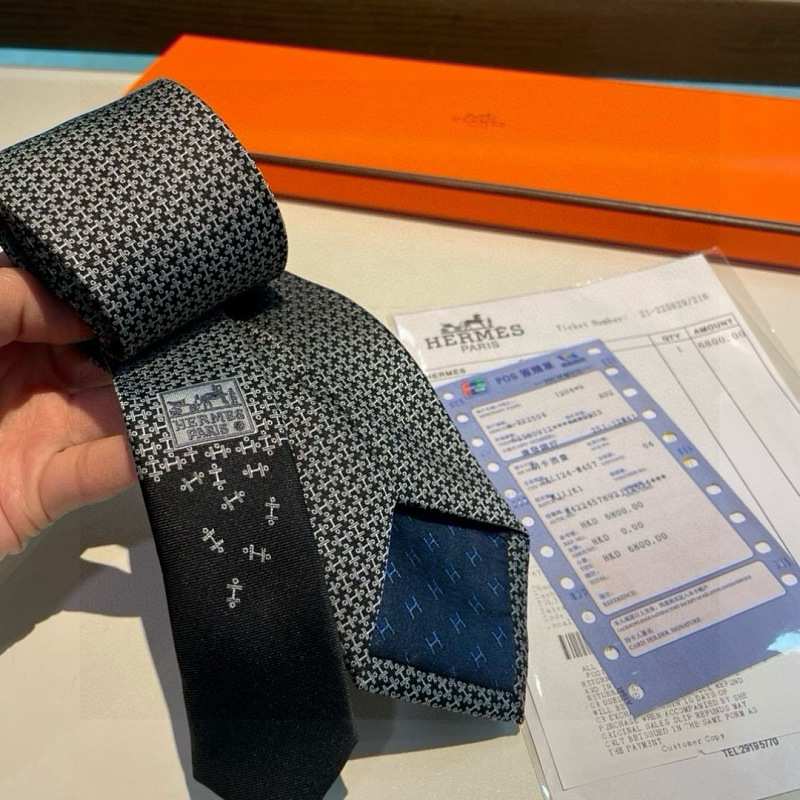 Necktie 391 - 4 2