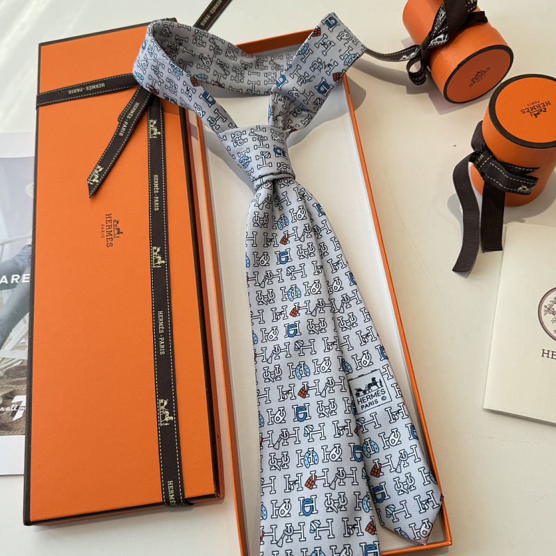 Necktie 453 - 2 · 3