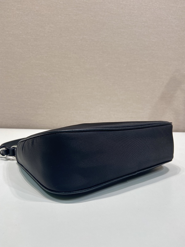 P900 - 1N204P · 5