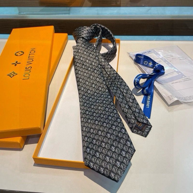 Necktie 362 - 4 2