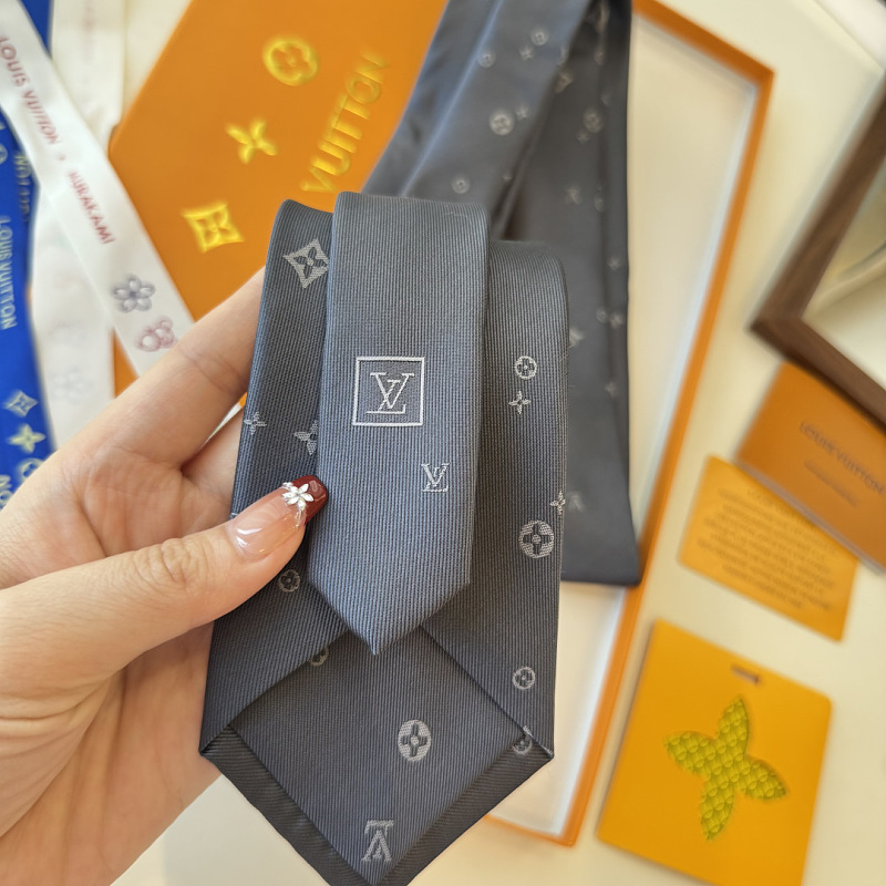 Necktie 458 - 4 · 2