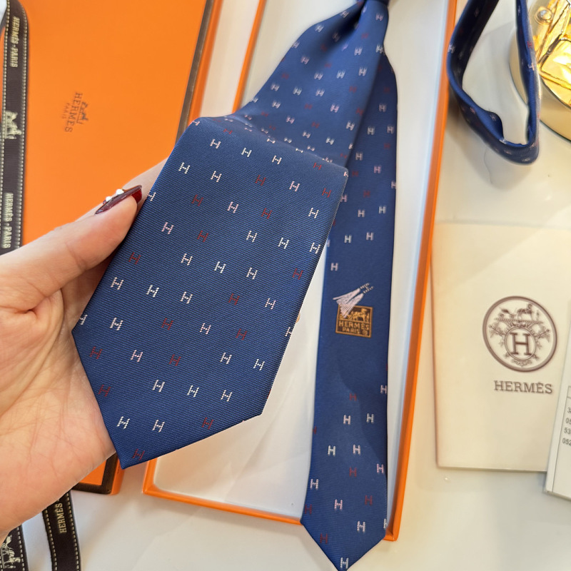 Necktie 448 - 5 · 2