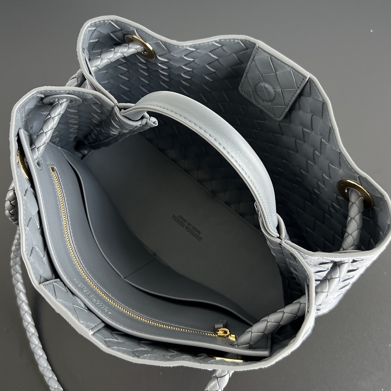 P2220 - 743572 5