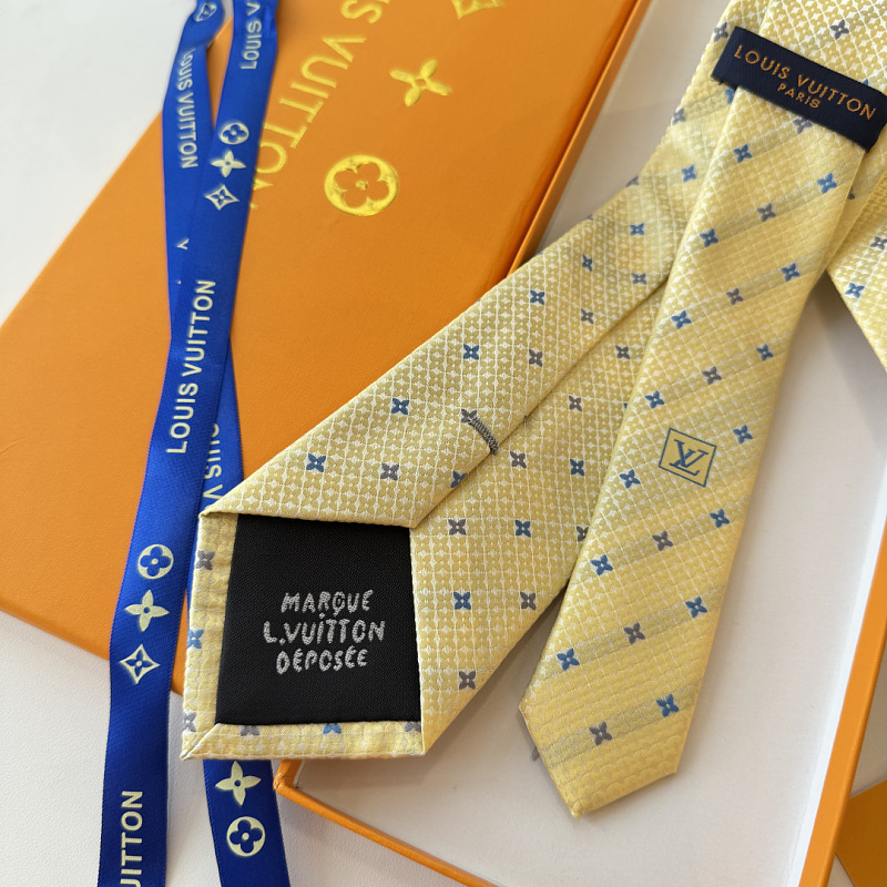 Necktie 437 - 5 · 3