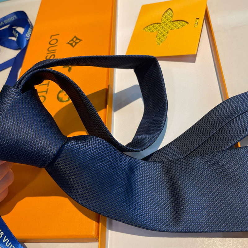 Necktie 445 - 6 · 2