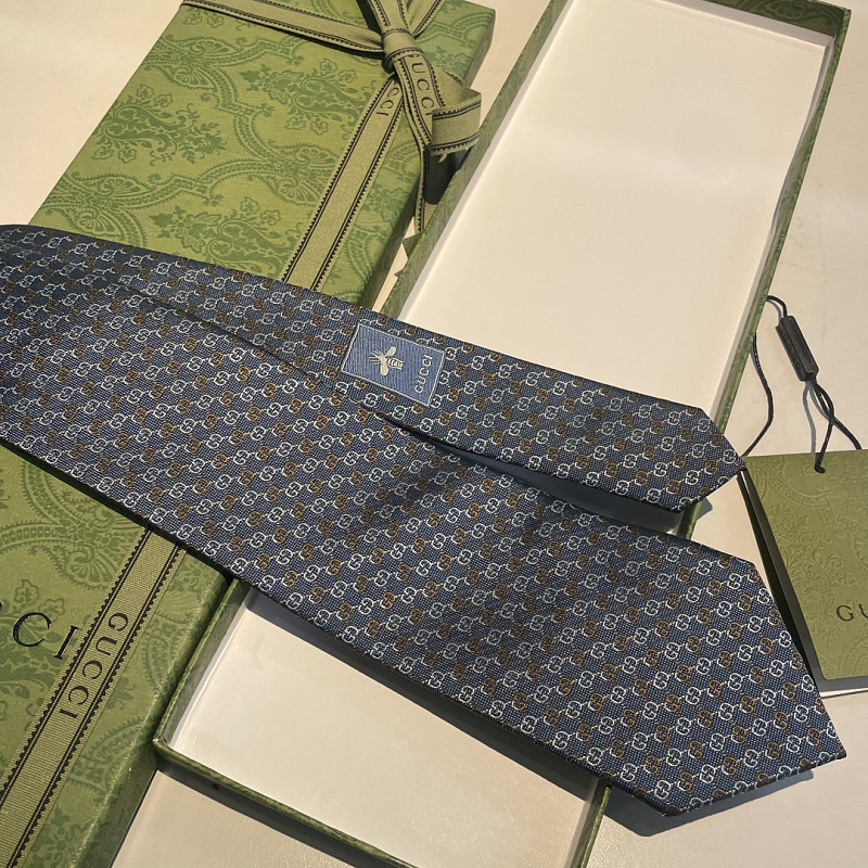 Necktie 328 - 3 · 5