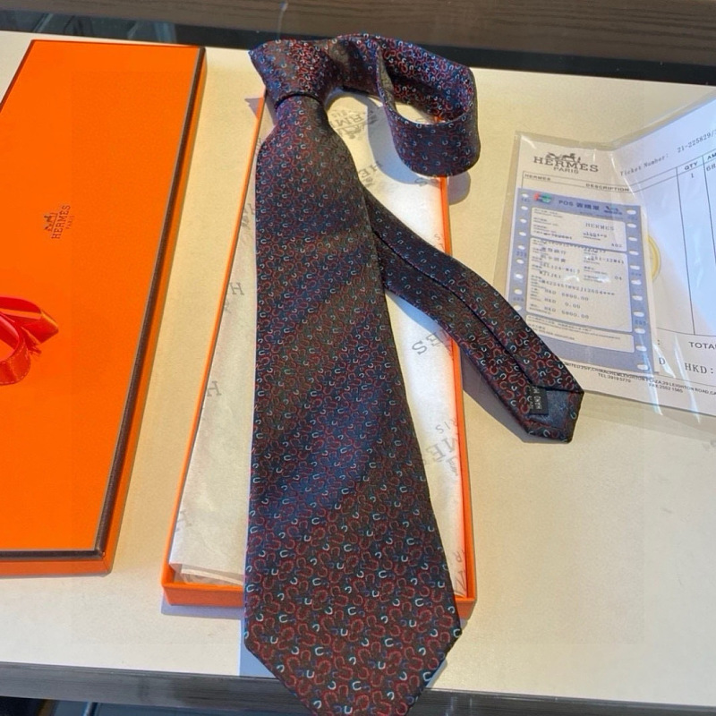 Necktie 461 - 3 · 2
