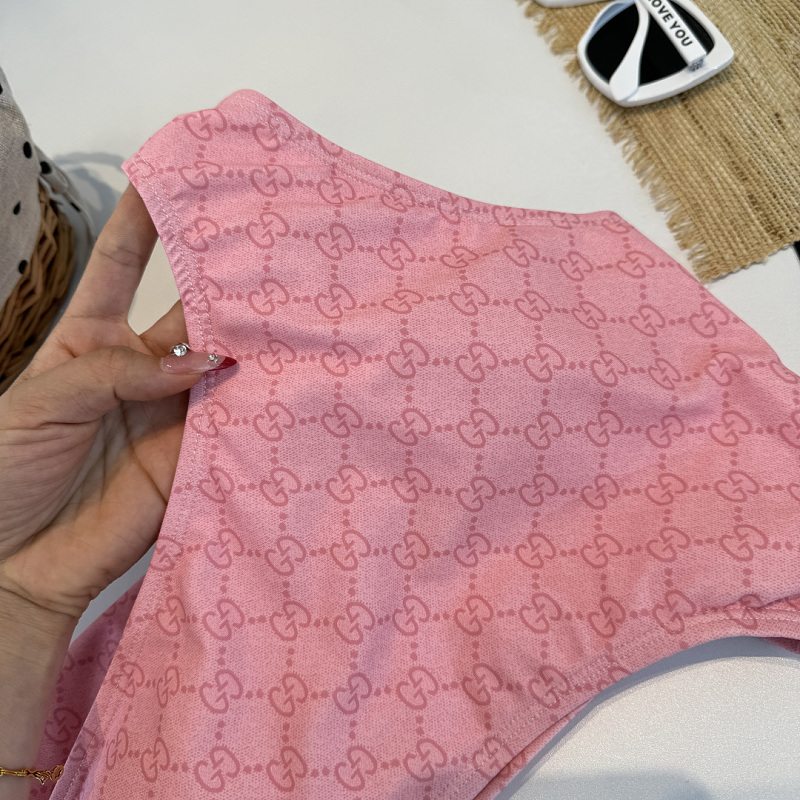 Swimsuit 316 - 1 · 3