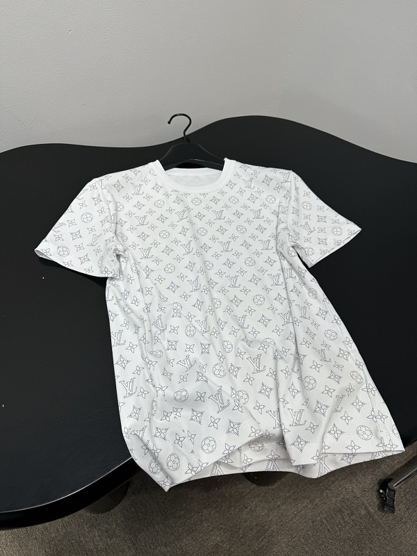 P450 - YT 1898 · 5