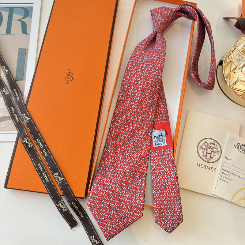 Necktie 319 - 2 · 3