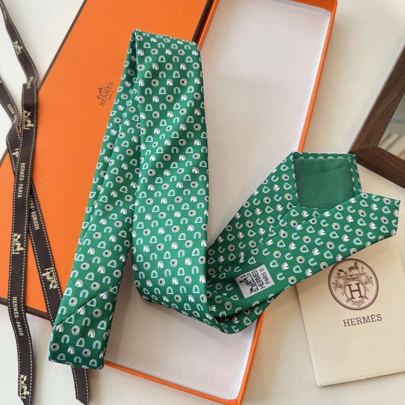 Necktie 443 - 5 · 3