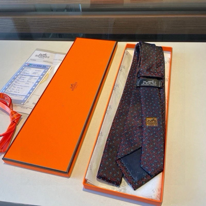 Necktie 461 - 3 · 6
