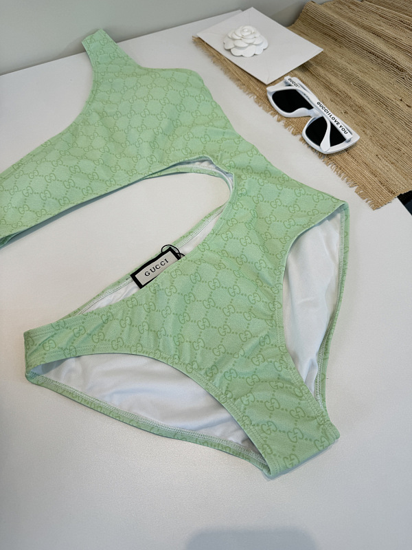 Swimsuit 316 - 2 · 6