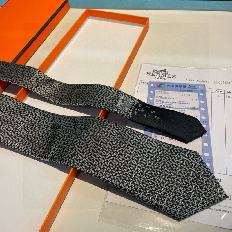 Necktie 391 - 4 7