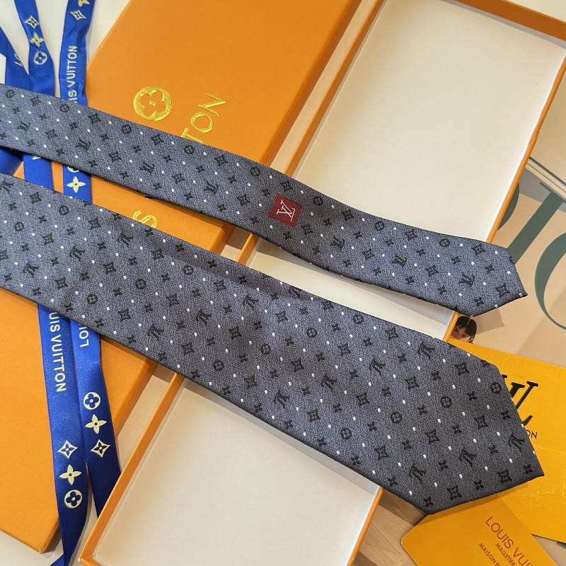 Necktie 379 - 4 · 5
