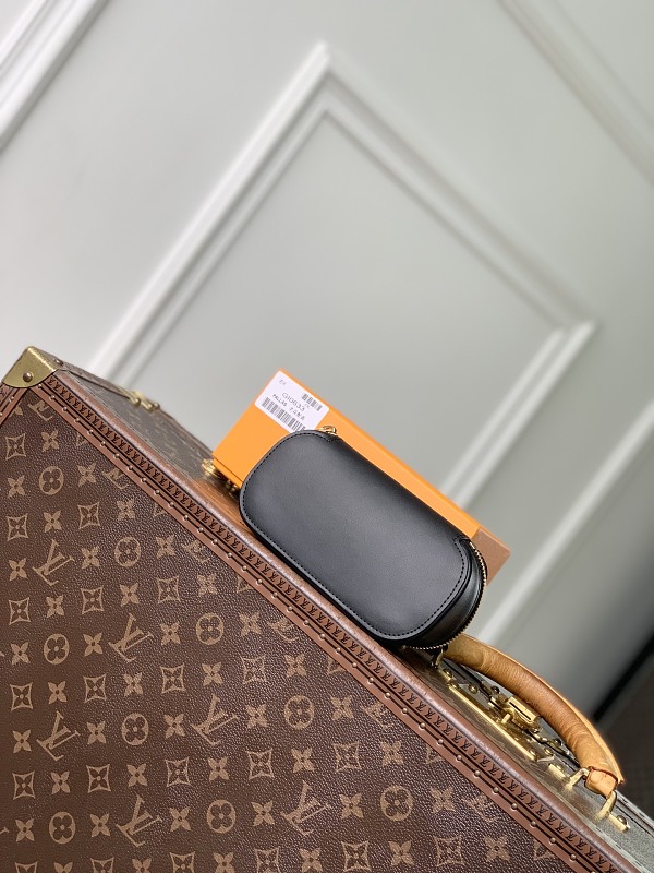 Sunglasses Pouch 8