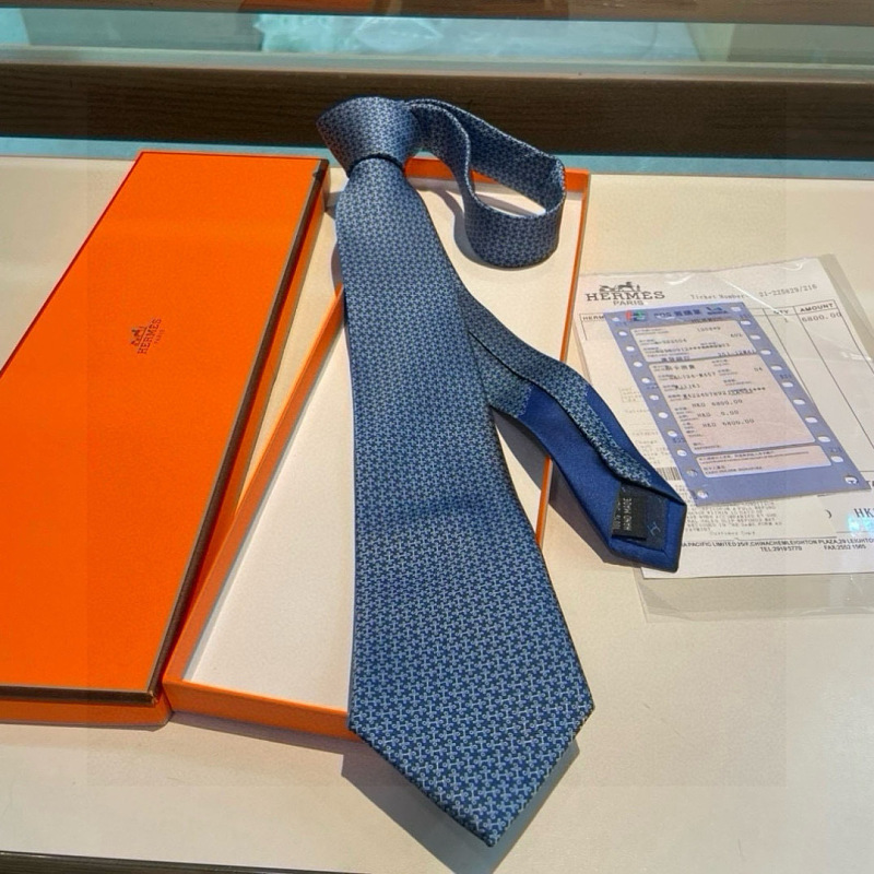 Necktie 391 - 5 · 4