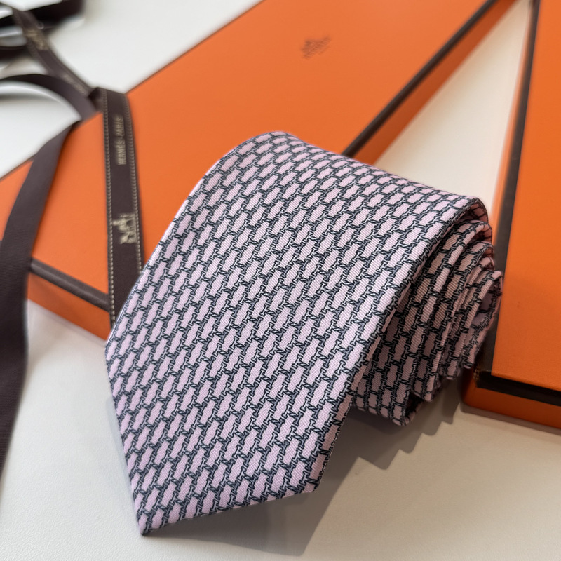 Necktie 447 - 3 · 2