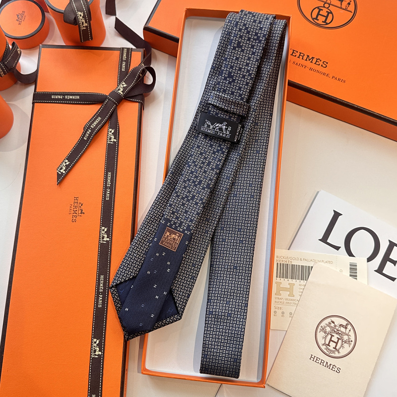 Necktie 463 - 3 · 2