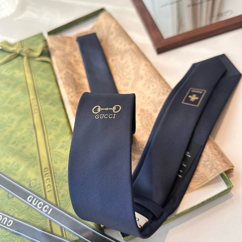 Necktie 446 - 2 · 2