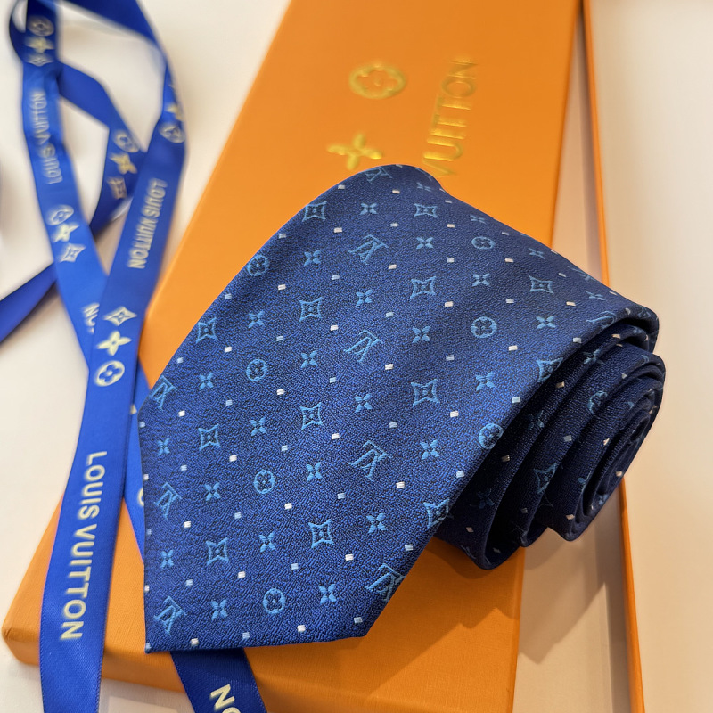 Necktie 415 - 2 · 3