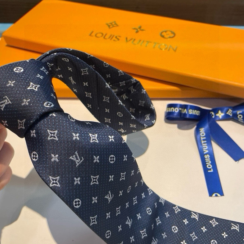 Necktie 460 - 5 · 2
