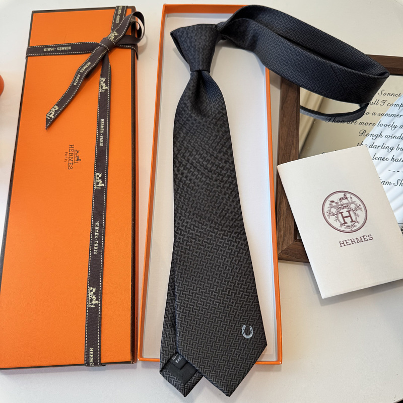 Necktie 452 - 7 · 5