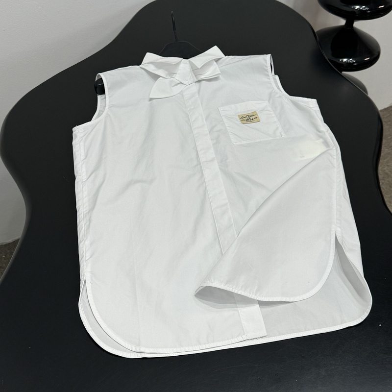 P560 - YT 3299 · 2