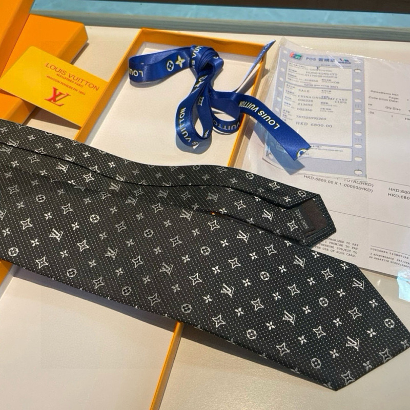 Necktie 460 - 4 · 6