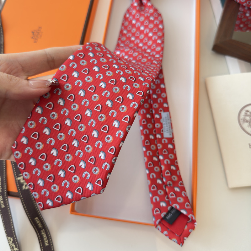 Necktie 443 - 2 · 2