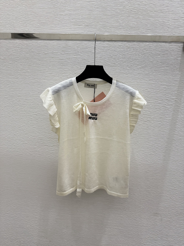 P450 - YT 3696 · 3