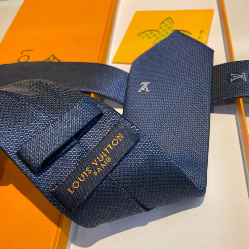 Necktie 445 - 6 · 4